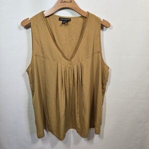 A PEA IN THE POD Sleeveless Blouse Maternity Size Large